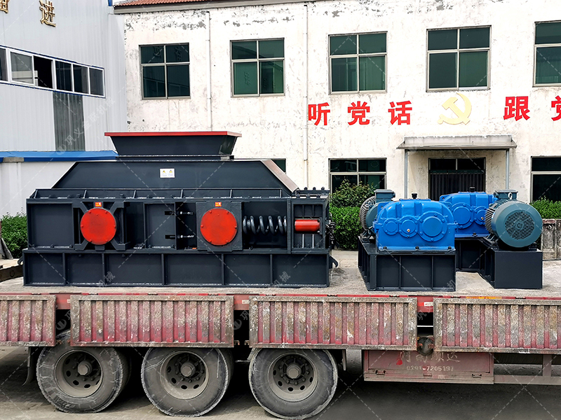 青石和河卵石哪個制砂好？用對輥破碎機怎么樣？